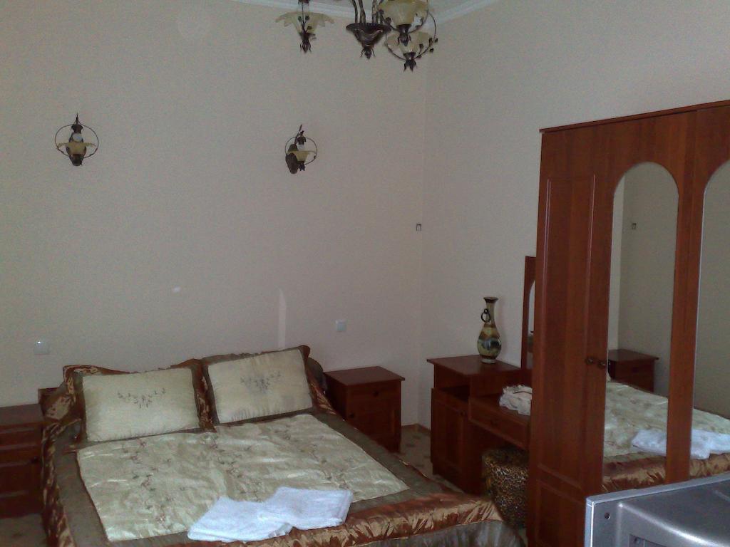 Ekaterininskaya Apartments Odessa Chambre photo